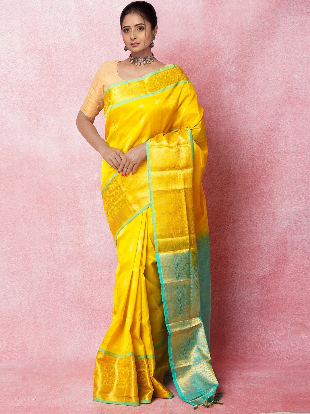 

Unnati Silks Woven Design Zari Pure Silk Handloom Saree, Yellow