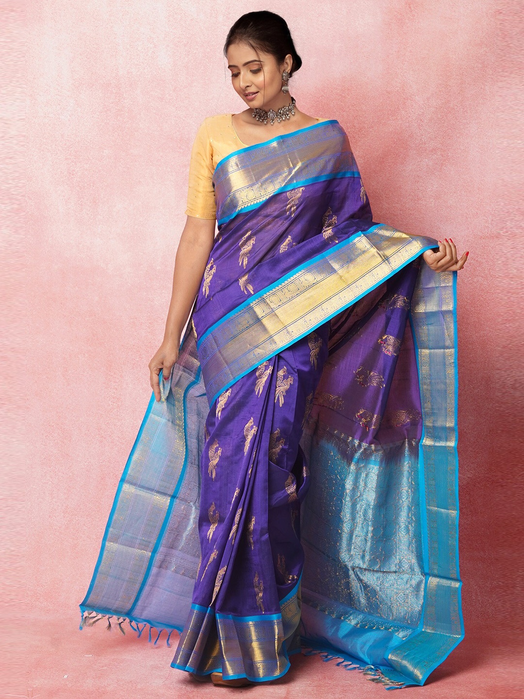 

Unnati Silks Woven Design Zari Pure Silk Handloom Saree, Blue