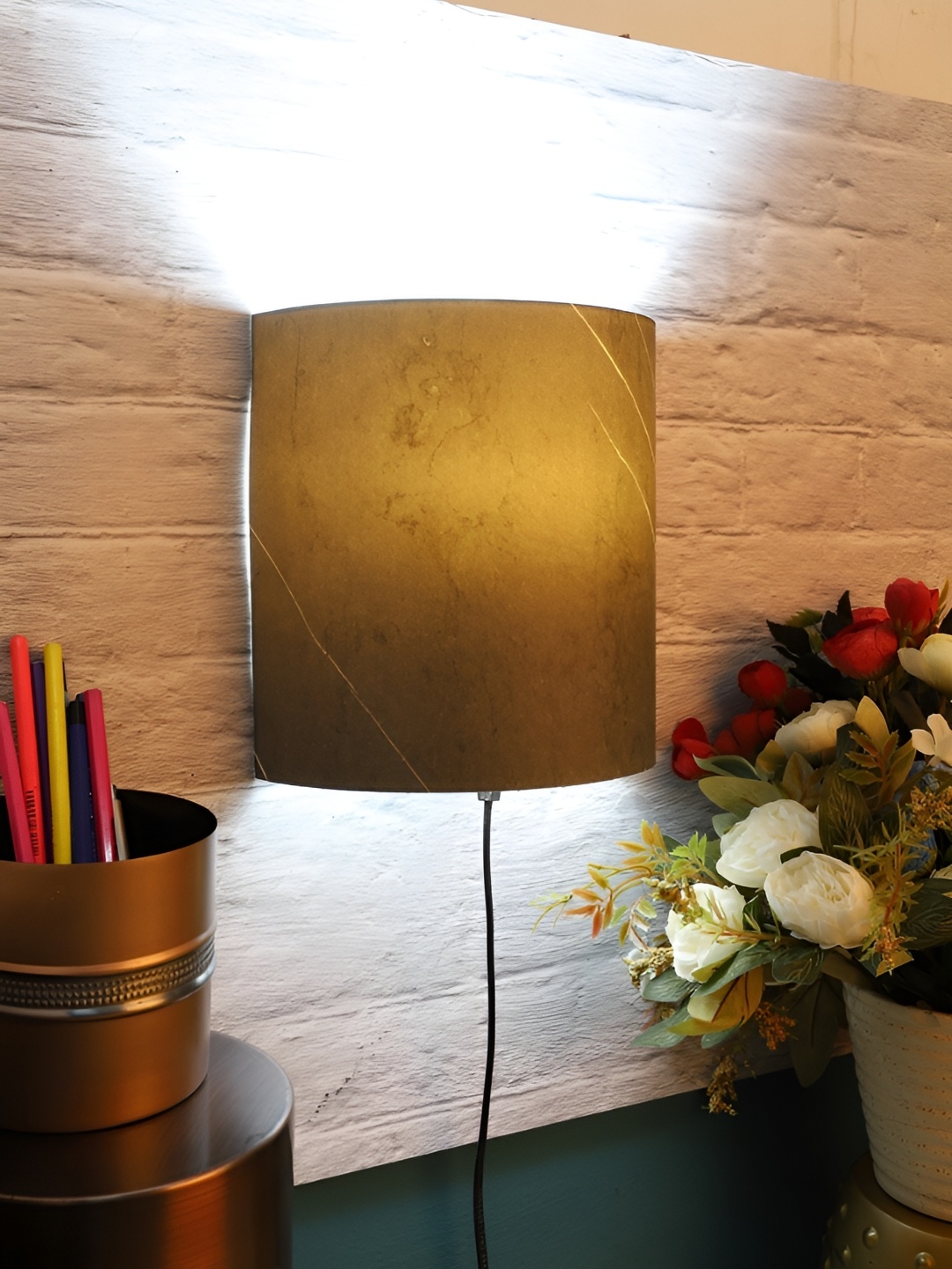 

BTR CRAFTS Grey Metal Wall Lamp