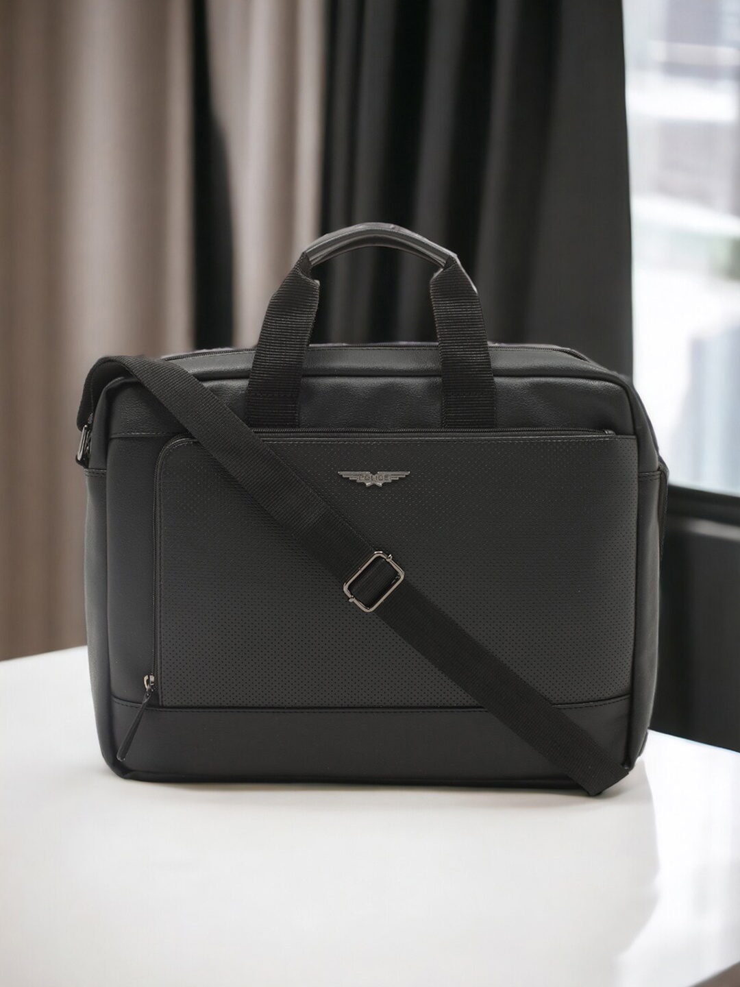 

Police Men Lightweight Messenger Bag - 14" Laptop, Black