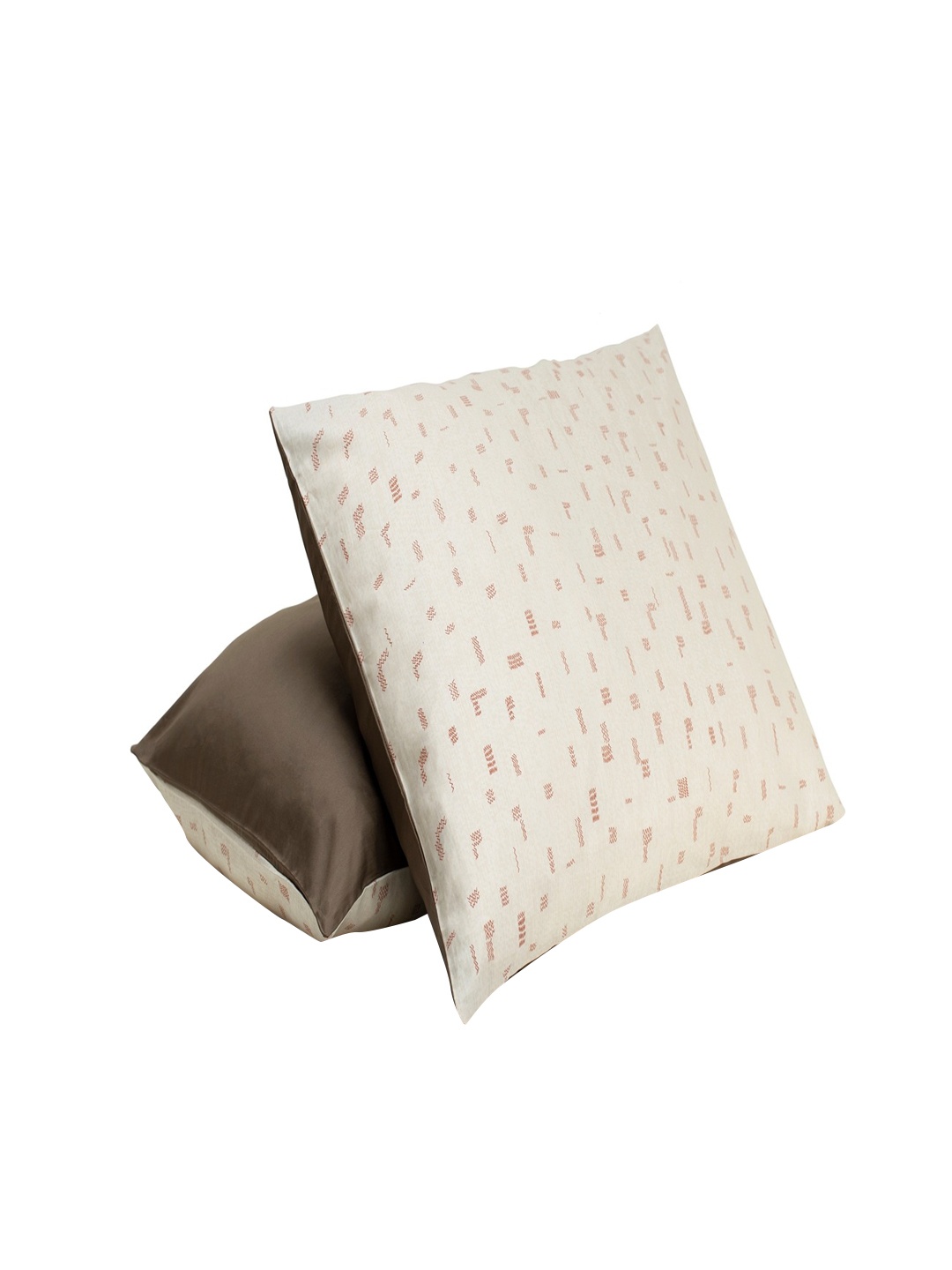

Himeya 2 Pcs Off White & Red Printed 300 TC Pure Cotton Rectangle Pillow Covers