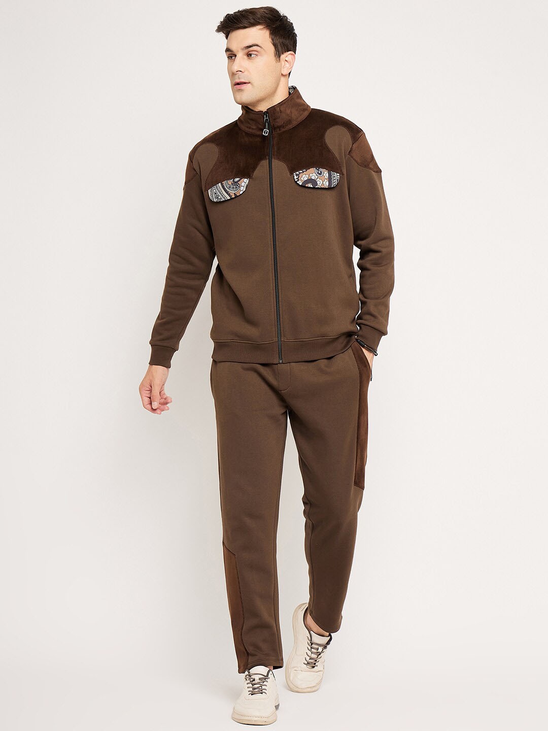 

EDRIO Printed Mid-Rise Relaxed Fit Velour Tracksuits, Brown