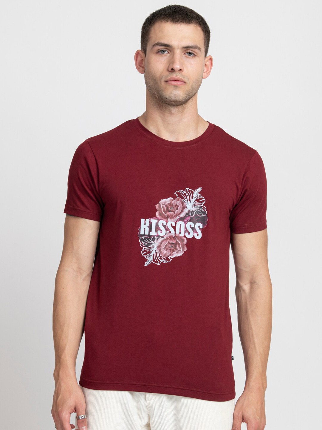 

KISSOSS Typography Printed Slim Fit Cotton T-shirt, Red