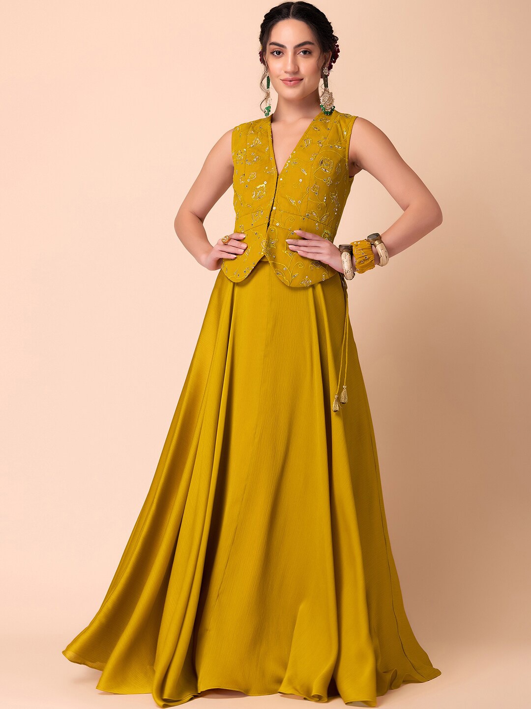 

INDYA Embroidered Sequinned Lehenga With Choli, Yellow