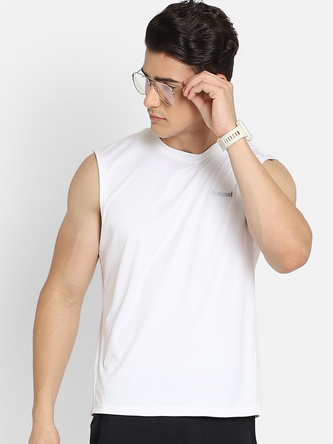 

hummel Round Neck Sleeveless Sports T-shirt, White