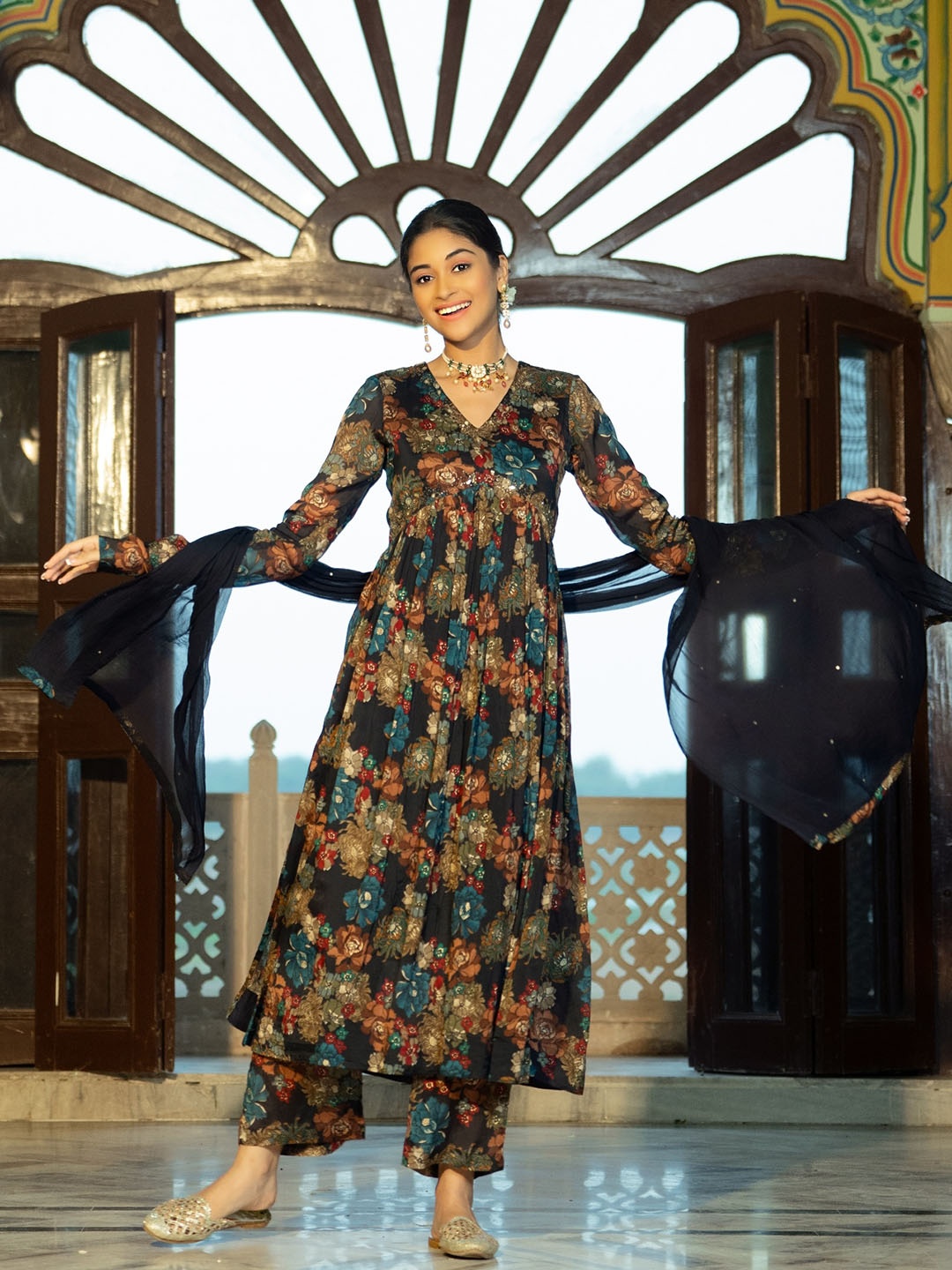

The Kapas Floral Embroidered Sequinned Kurta & Palazzos With Dupatta, Navy blue