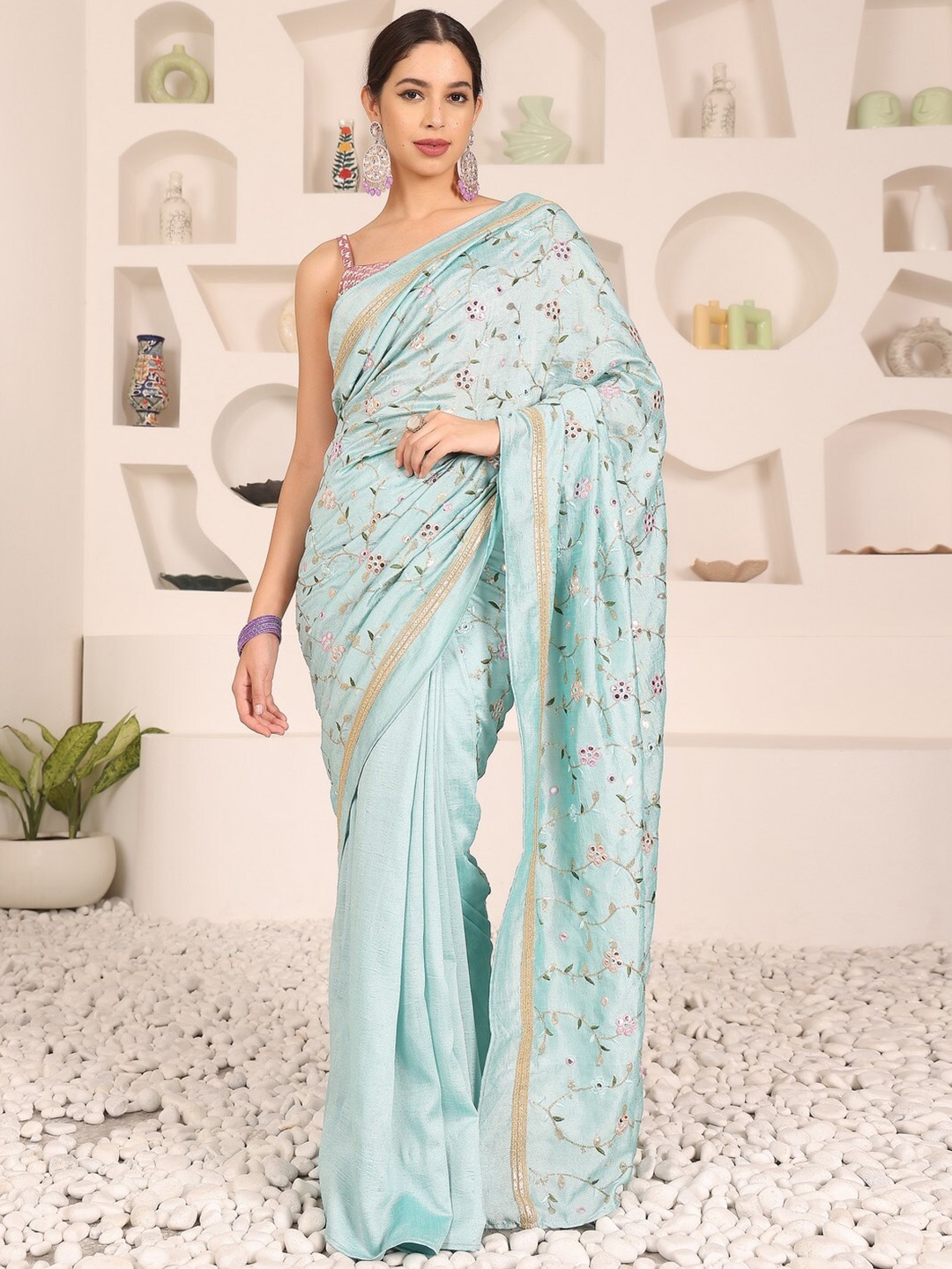 

Ethnovog Floral Embroidered Saree, Blue