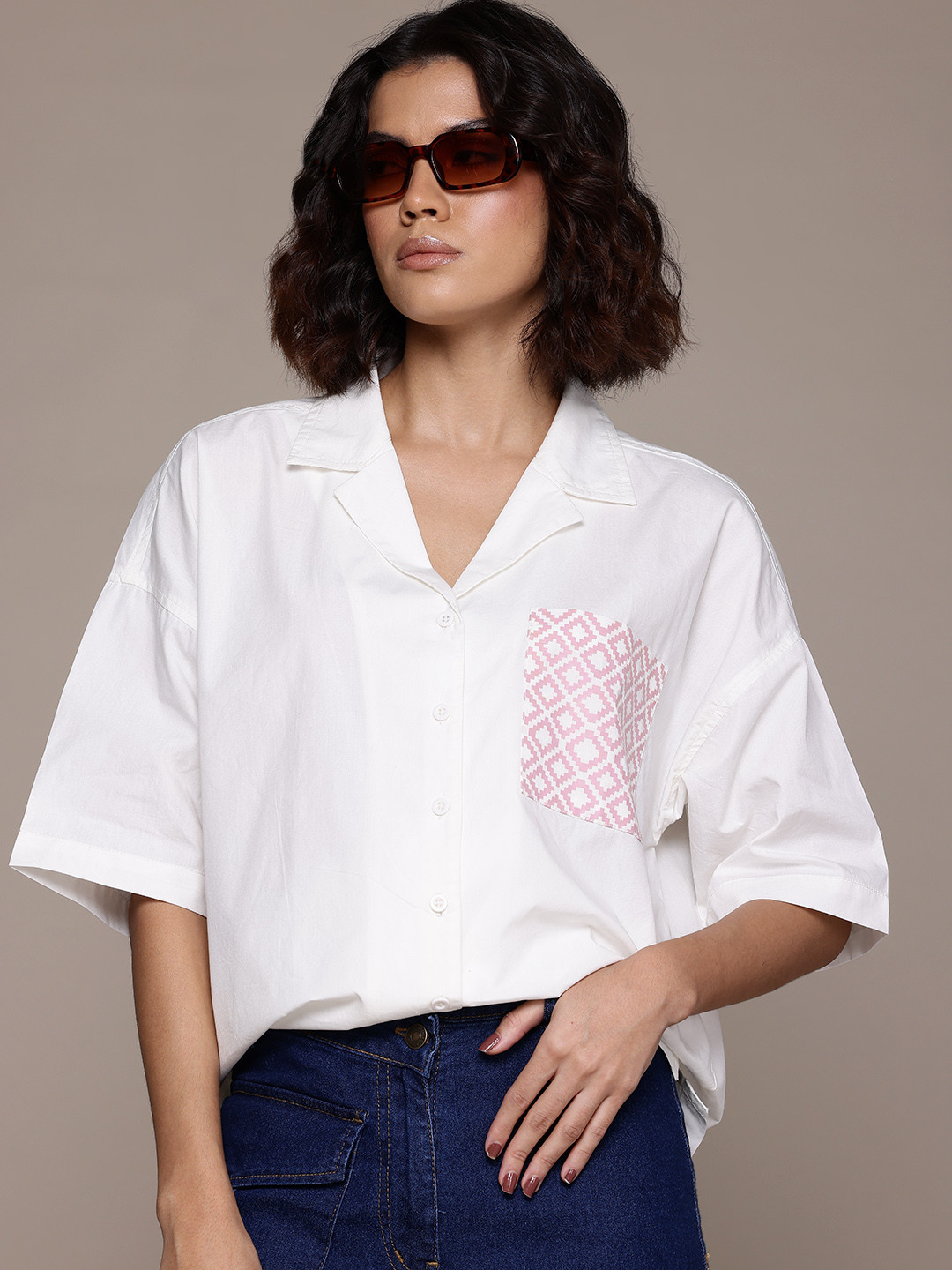 

The Roadster Lifestyle Co. Pure Cotton Printed Pocket Boxy Casual Shirt, White