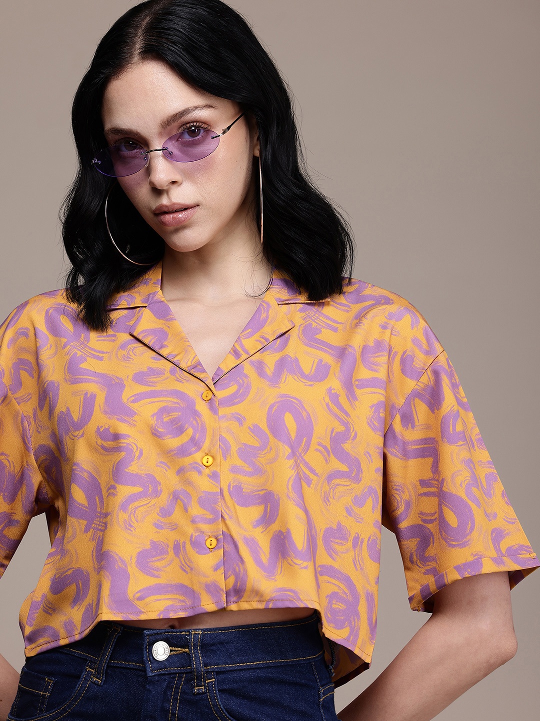 

The Roadster Life Co. Printed Cropped Casual Shirt, Yellow