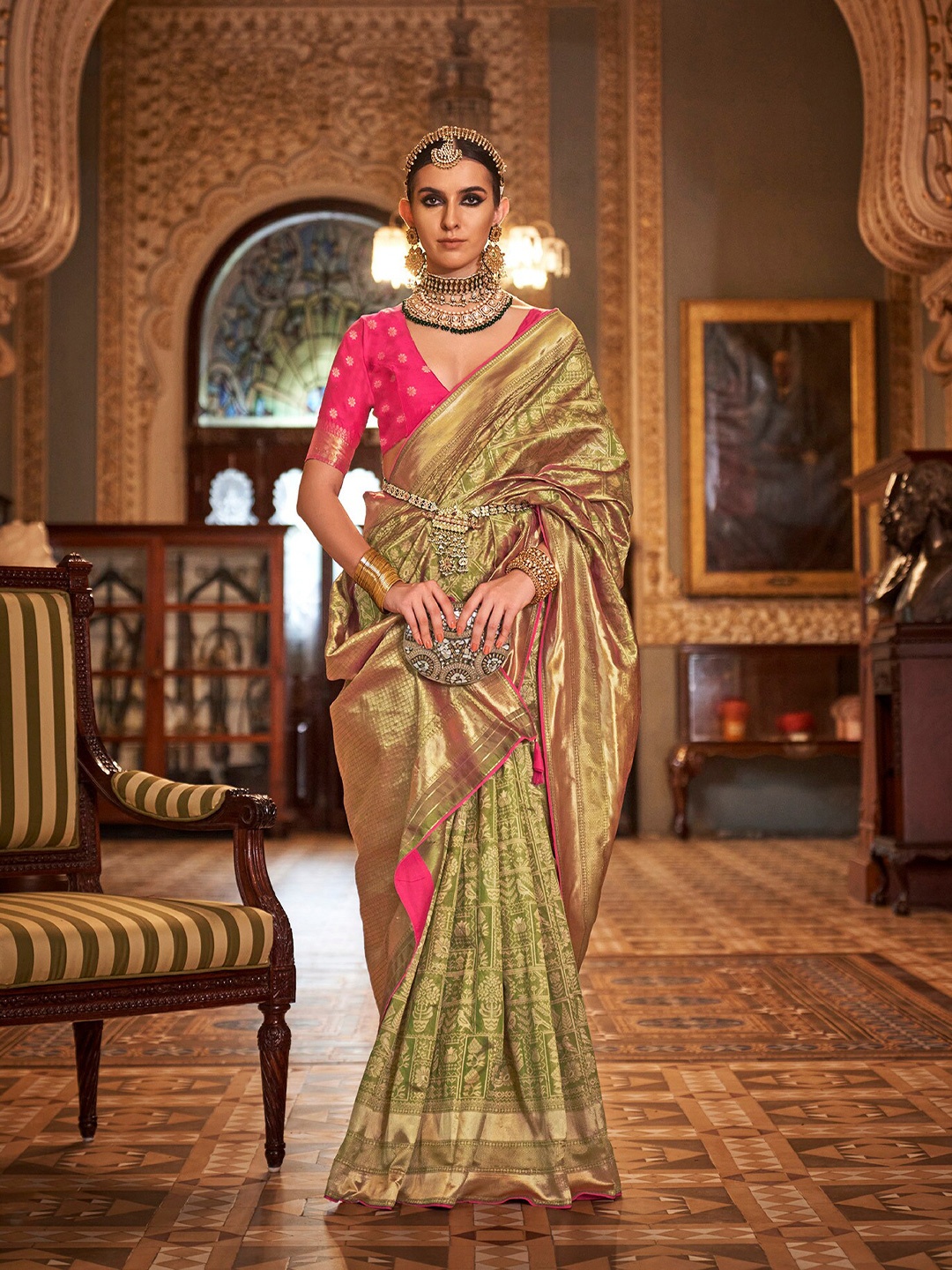 

elora Ethnic Motifs Woven Design Zari Banarasi Saree, Green