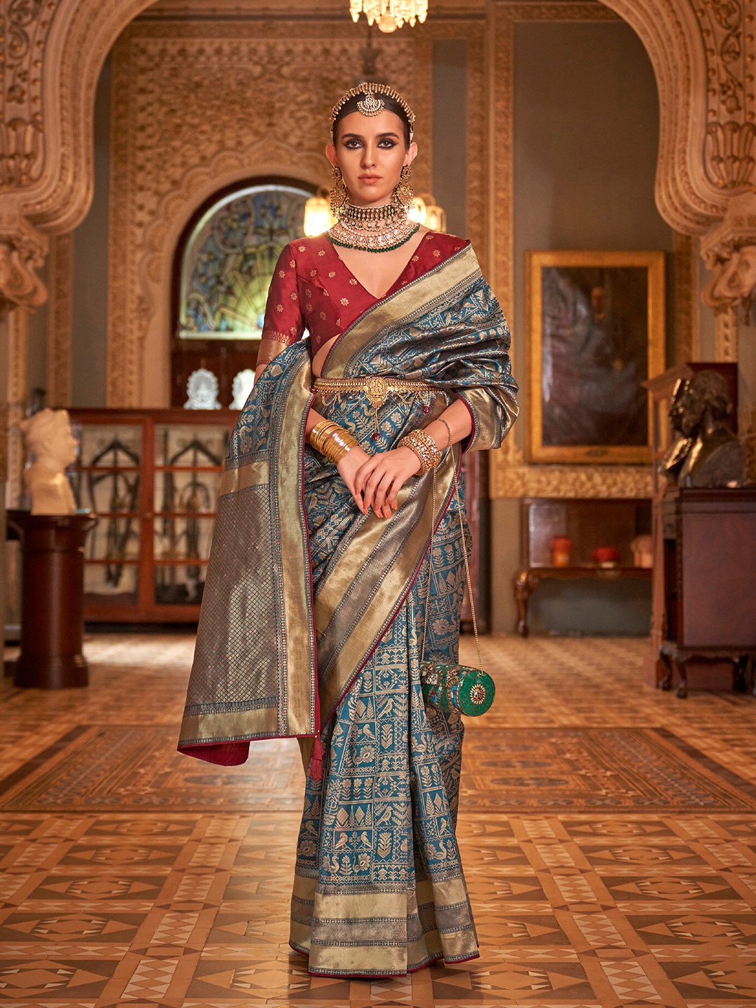 

elora Ethnic Motifs Woven Design Banarasi Saree, Grey