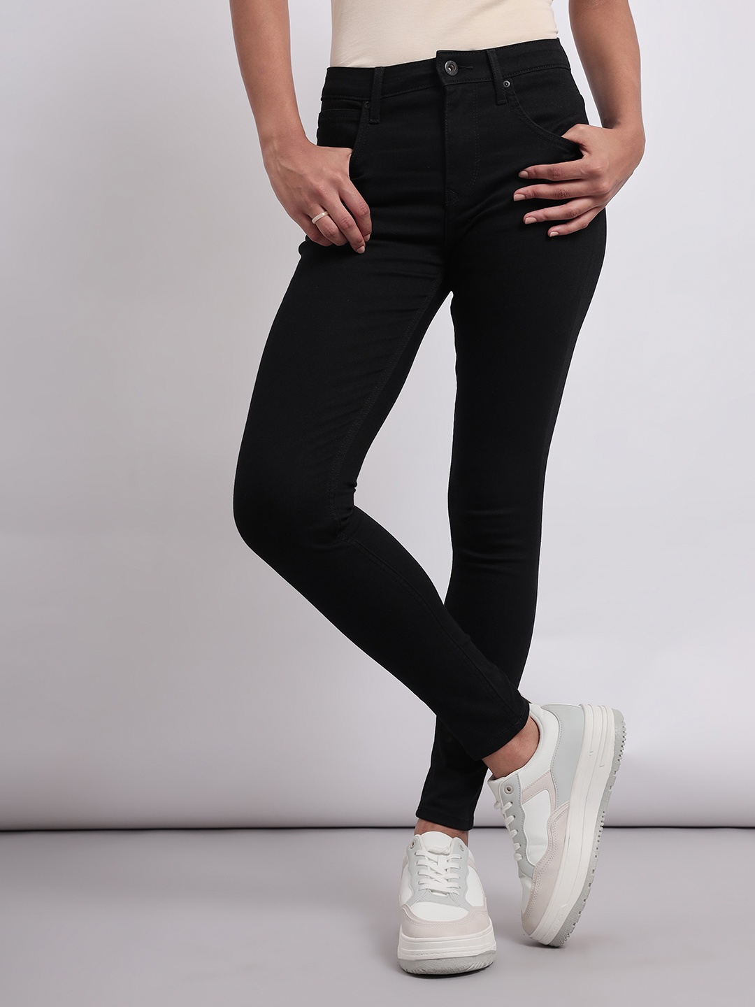 

Lee Women Skinny Fit High-Rise Stretchable Jeans, Black