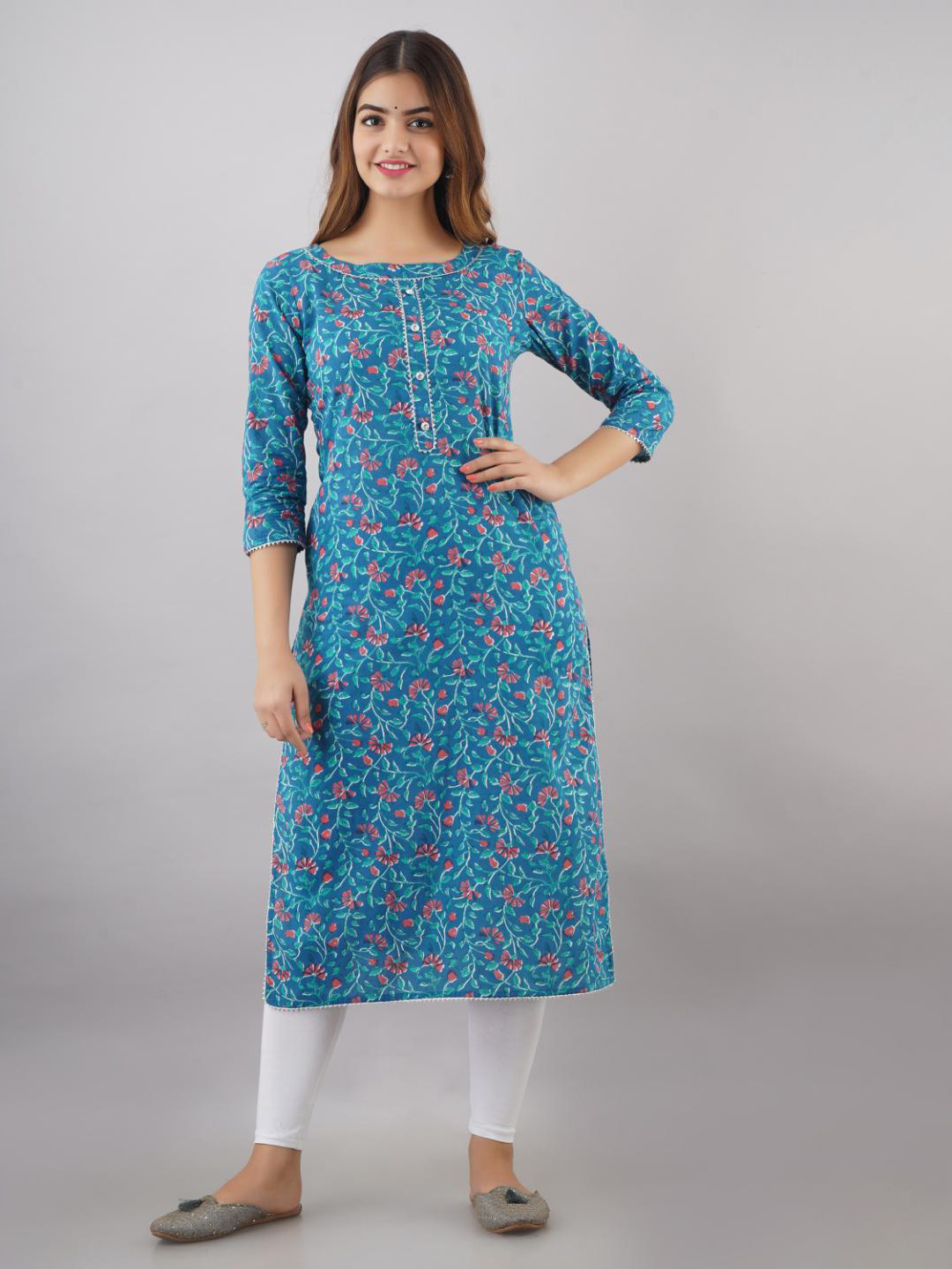 

SHOOLIN Floral Printed Gotta Patti Pure Cotton Kurta, Blue