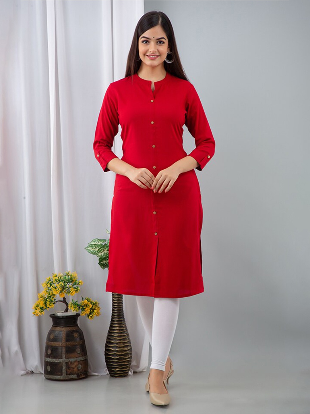 

SHOOLIN Mandarin Collar Straight Kurta, Red