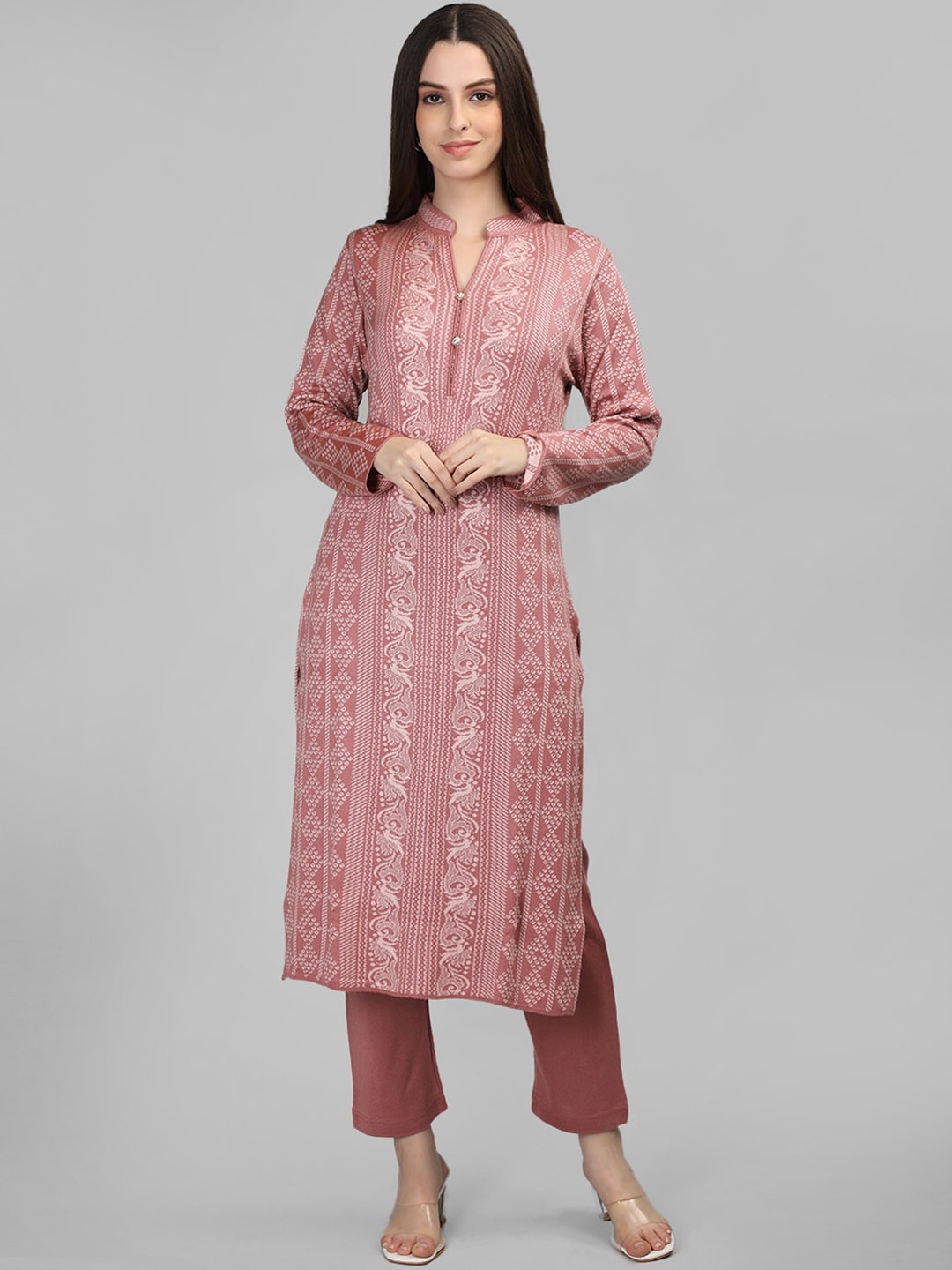 

MIKHAD Ethnic Motifs Printed Woollen Straight Kurta, Pink