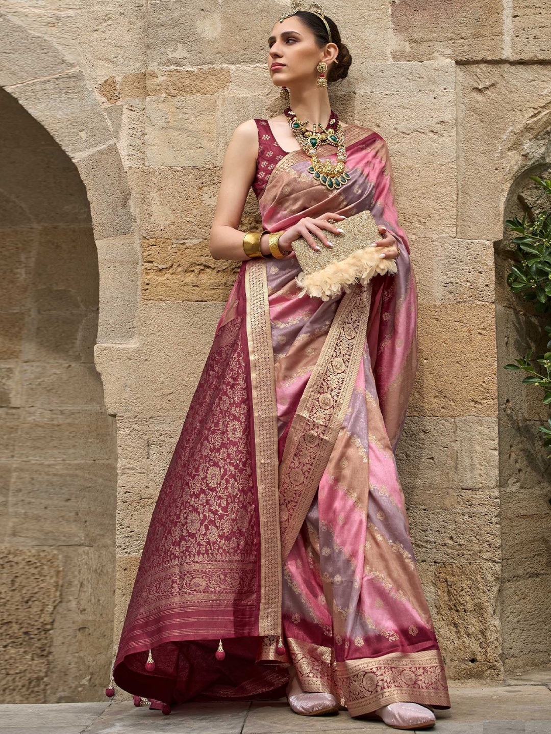 

Mitera Pink Ethnic Motifs Woven Design Banarasi Saree