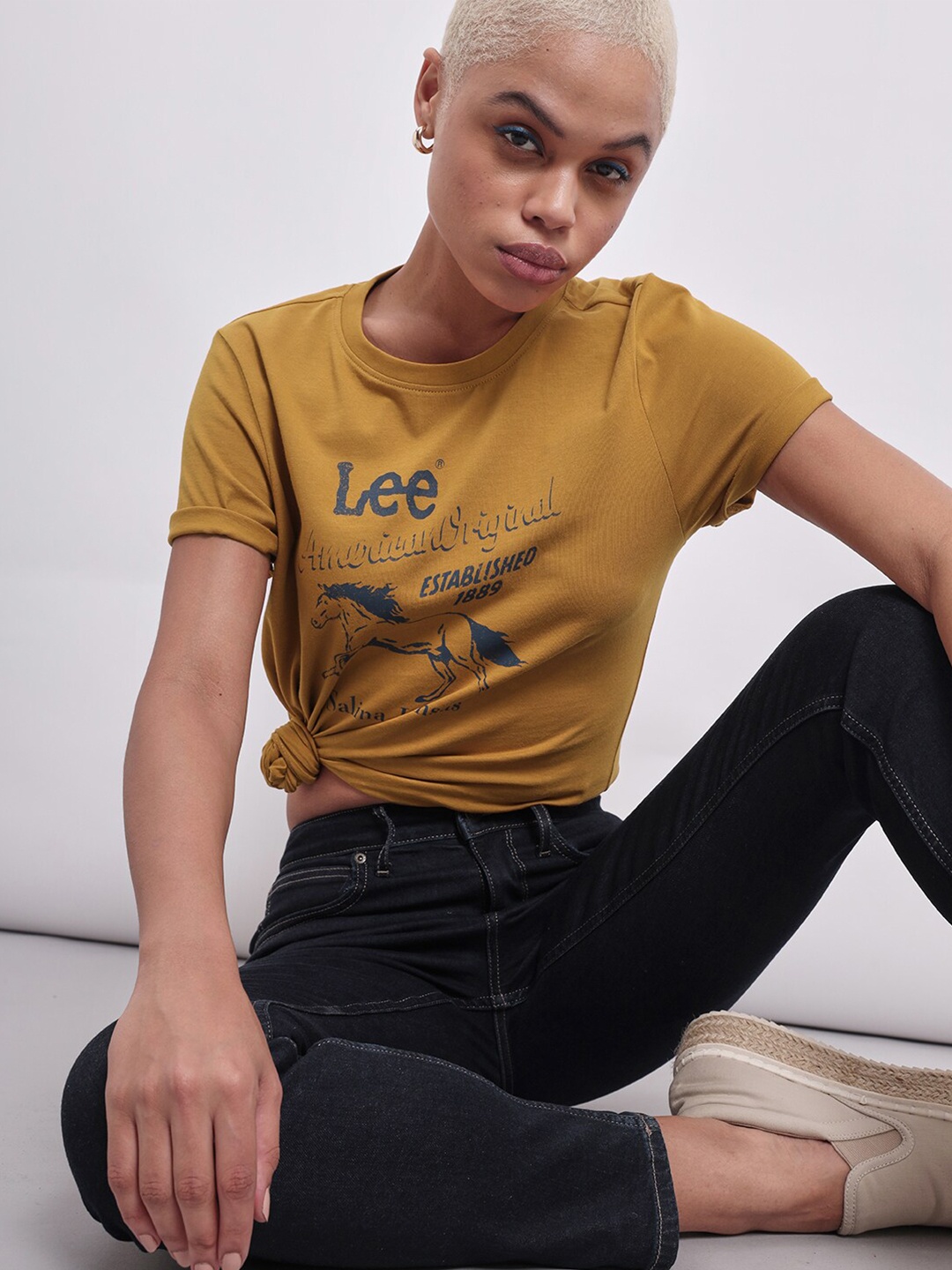 

Lee Typography Printed Cotton T-shirt, Brown