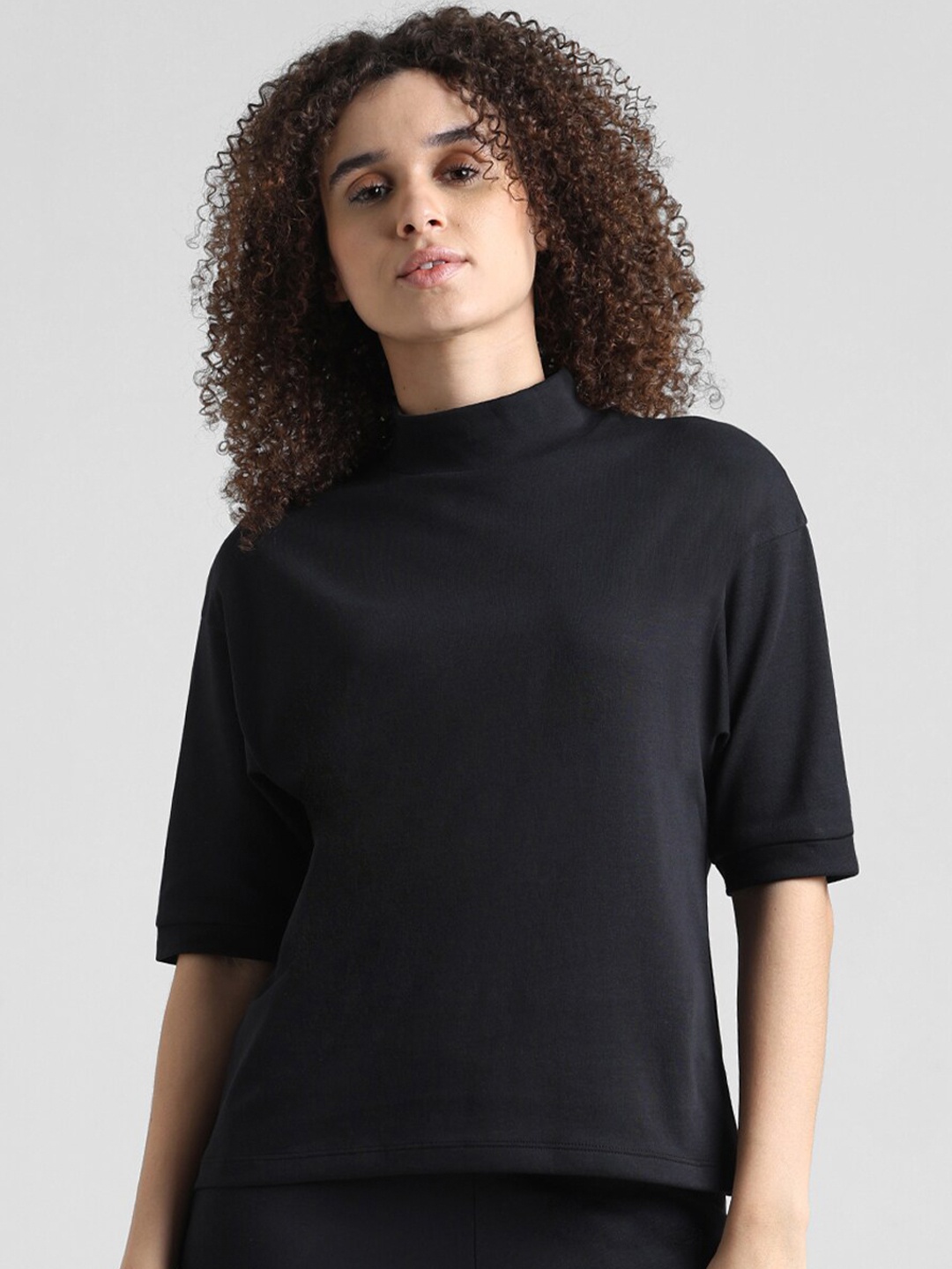 

ONLY High Neck Short Sleeves Pullover Sweatshirt, Black