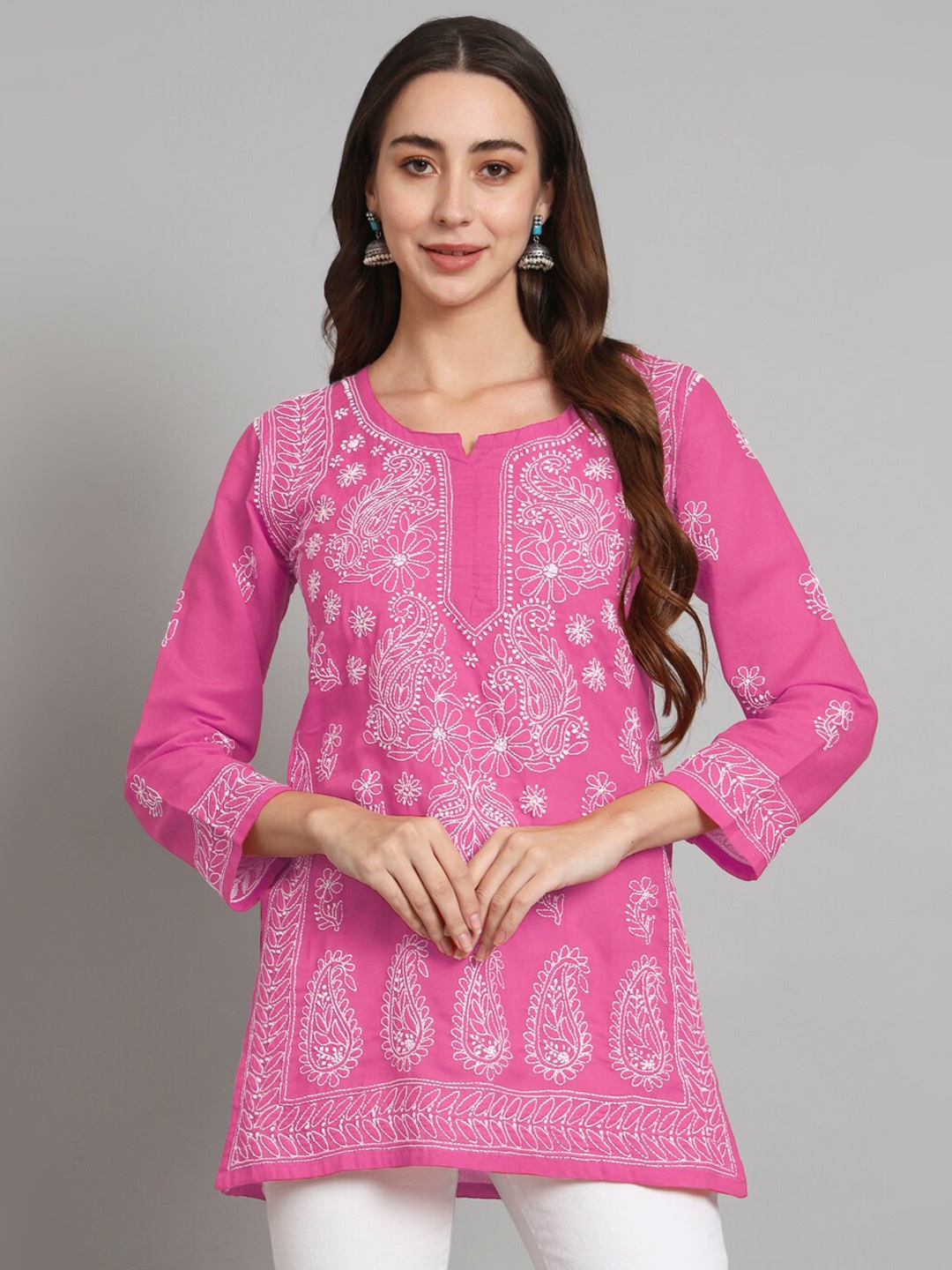 

PARAMOUNT CHIKAN Women Embroidered Lucknowi Chikankari Cotton Kurti, Pink