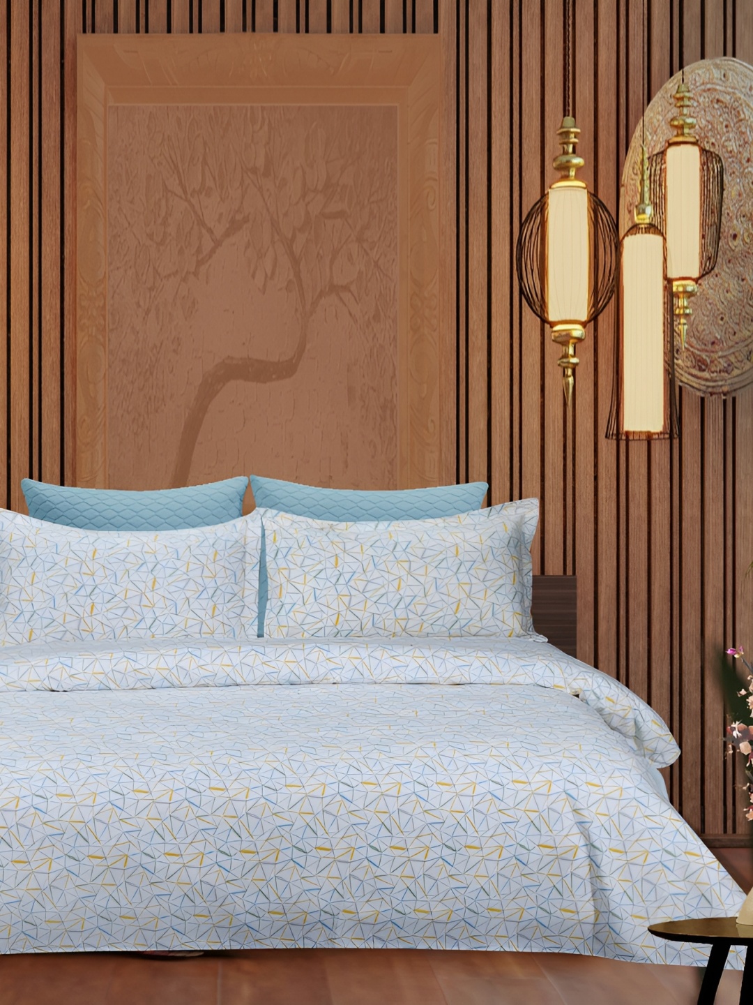 

Chann Studio Classic Blue Geometric Microfiber 300 TC Queen Bedsheet with 2 Pillow Covers