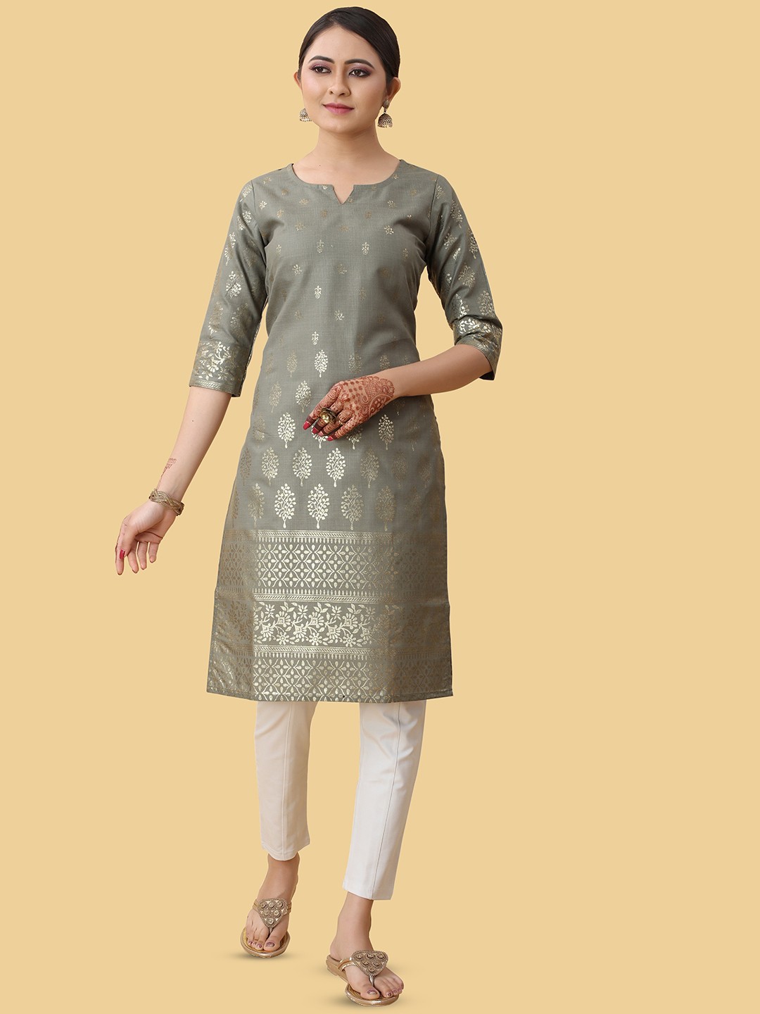 

BAESD Ethnic Motifs Foil Printed Straight Kurta, Grey