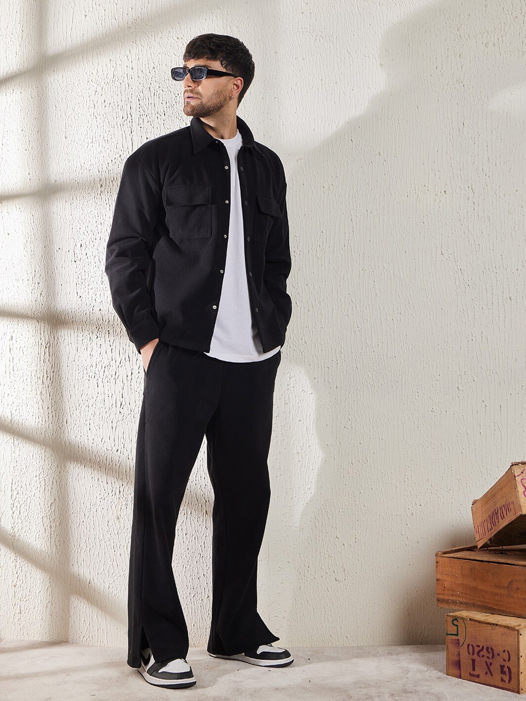 

FUGAZEE Black Shirt Collar Fleece Shirt With Trousers