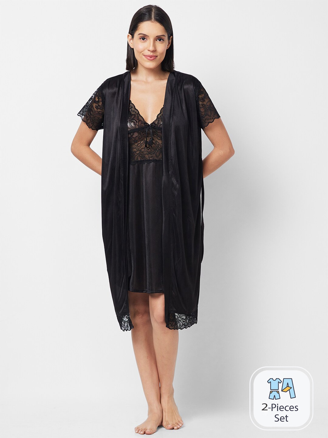 

FashionRack Shoulder Straps Satin Nightdress With Robe, Black