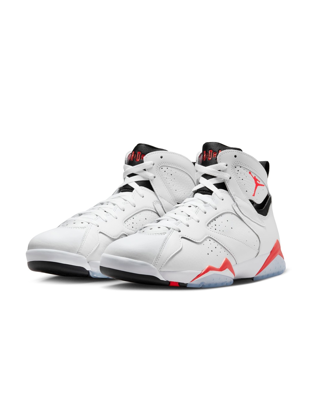 

Nike Men Air Jordan 7 Retro Regular Sneakers, White