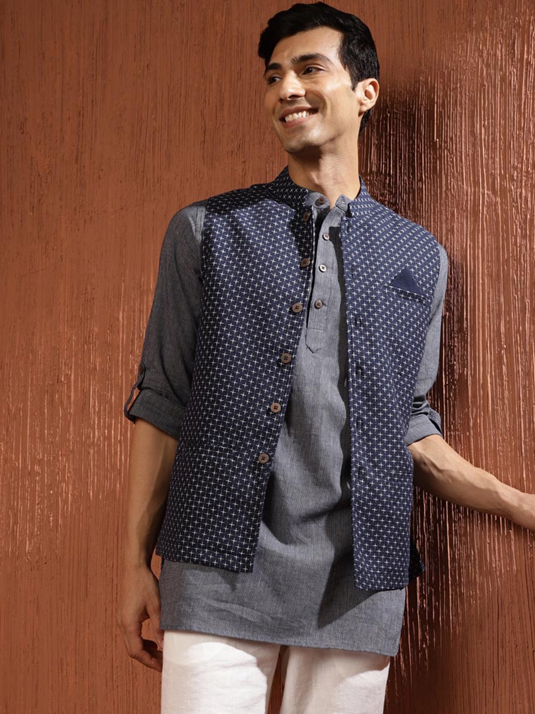 

Fabindia Woven-Design Pure Cotton Dobby Nehru Jacket, Navy blue