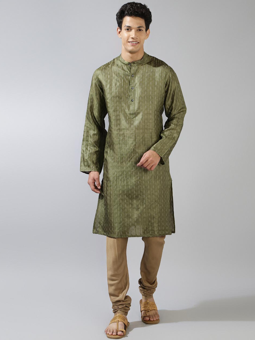 

Fabindia Mandarin Collar Striped Dobby Straight Kurta, Olive