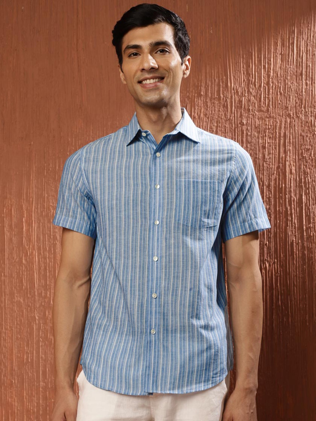 

Fabindia Slim Fit Striped Cotton Casual Shirt, Blue