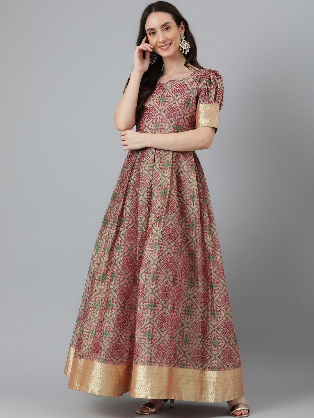 

Vinya Pink Dress
