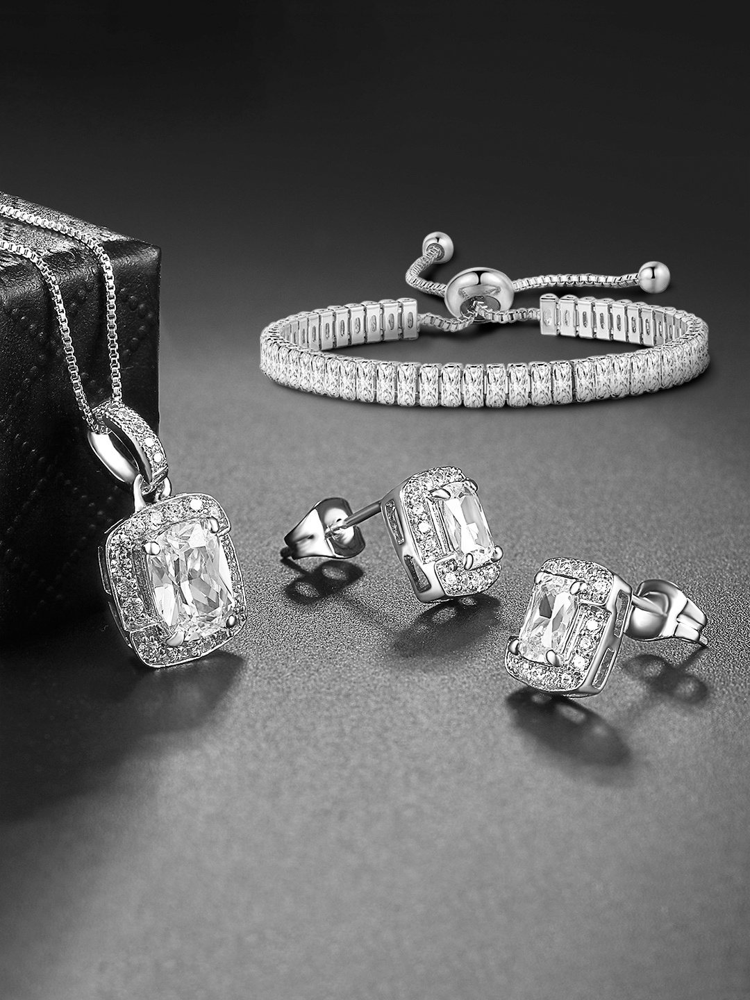 

Peora Silver Plated CZ Studded Jewellery Set