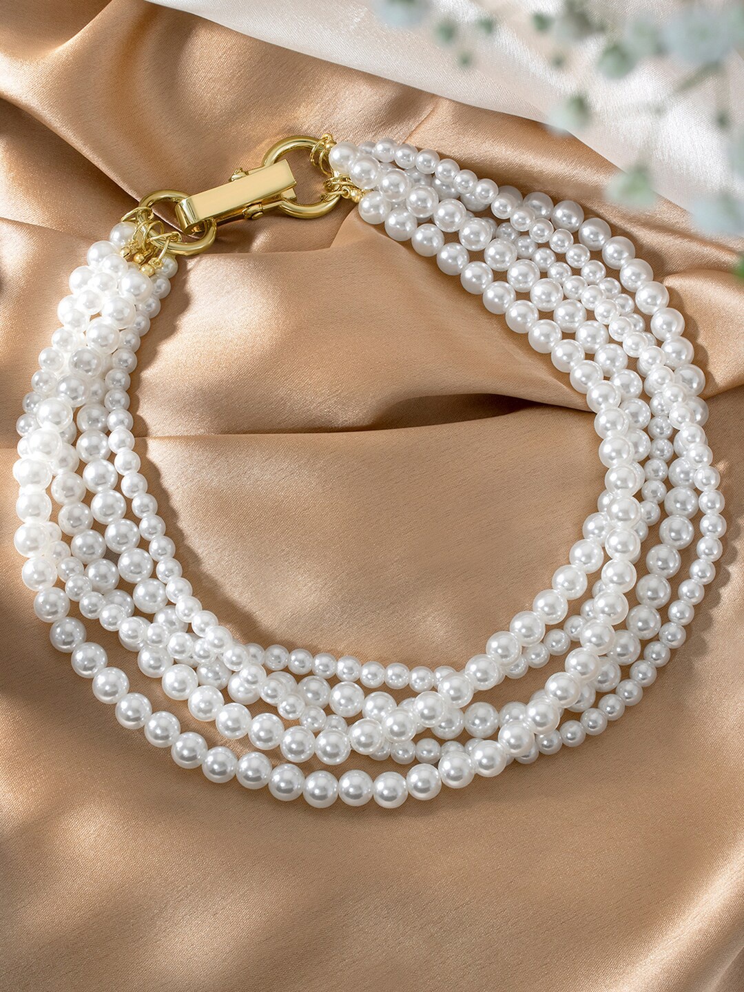 

Peora Gold-Plated Pearls Studded Necklace, White