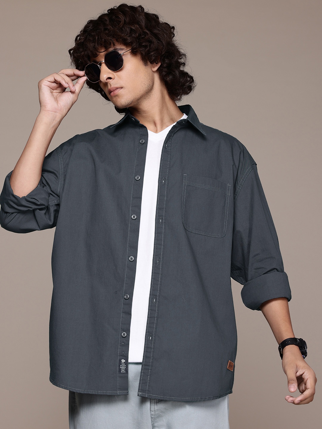 

The Roadster Lifestyle Co. Men Pure Cotton Relaxed Fit Casual Shirt, Grey