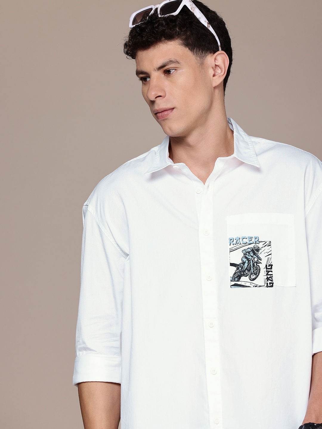 

The Roadster Life Co. Relaxed Fit Opaque Pure Cotton Casual Shirt with Minimal Print, White