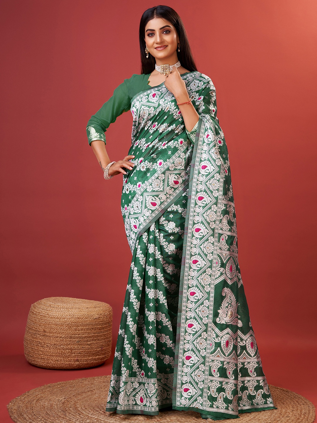 

YAVIRA SILK Ethnic Motifs Woven Design Zari Silk Cotton Banarasi Saree, Green
