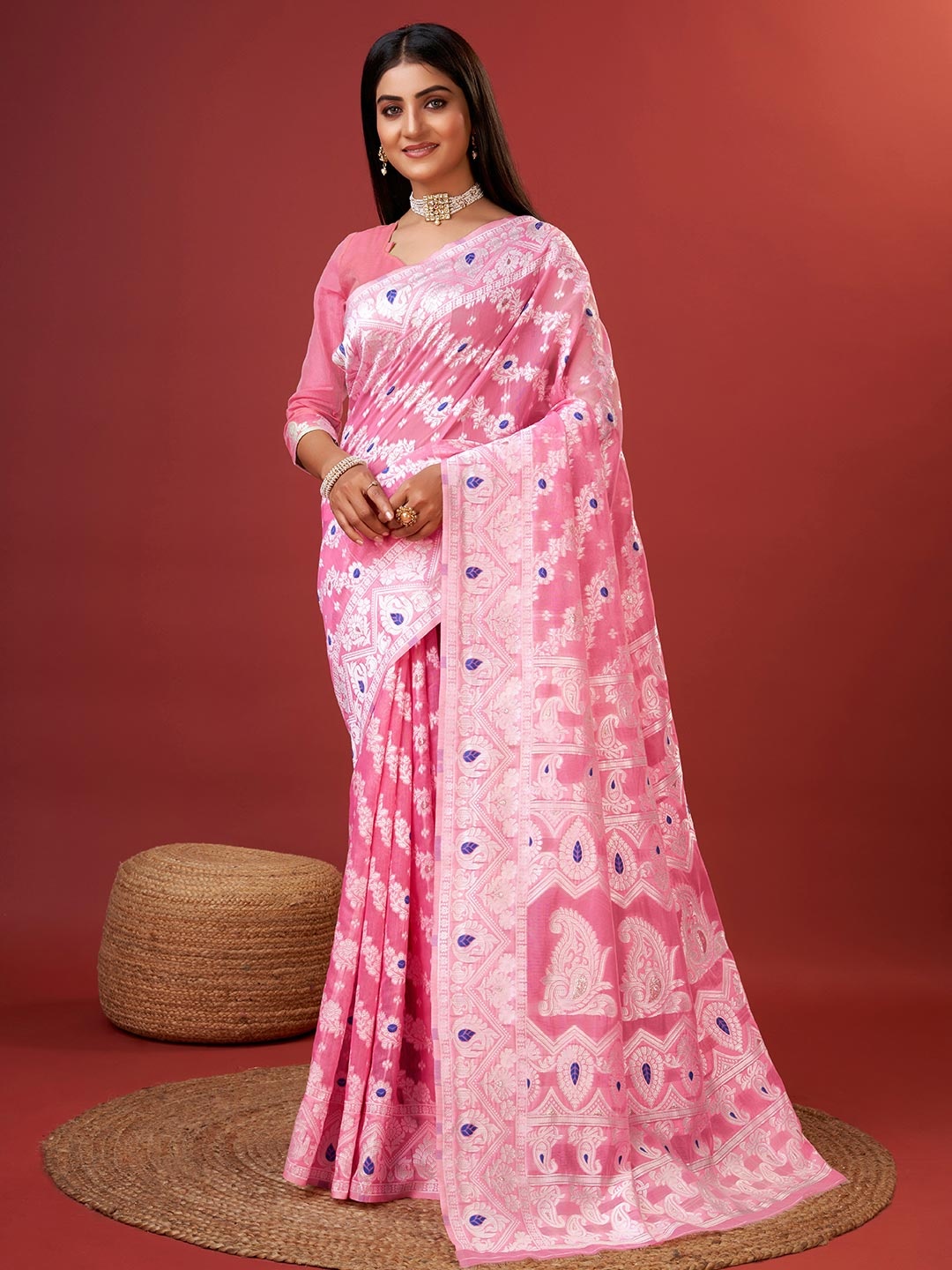 

YAVIRA SILK Woven Design Zari Silk Cotton Saree, Pink