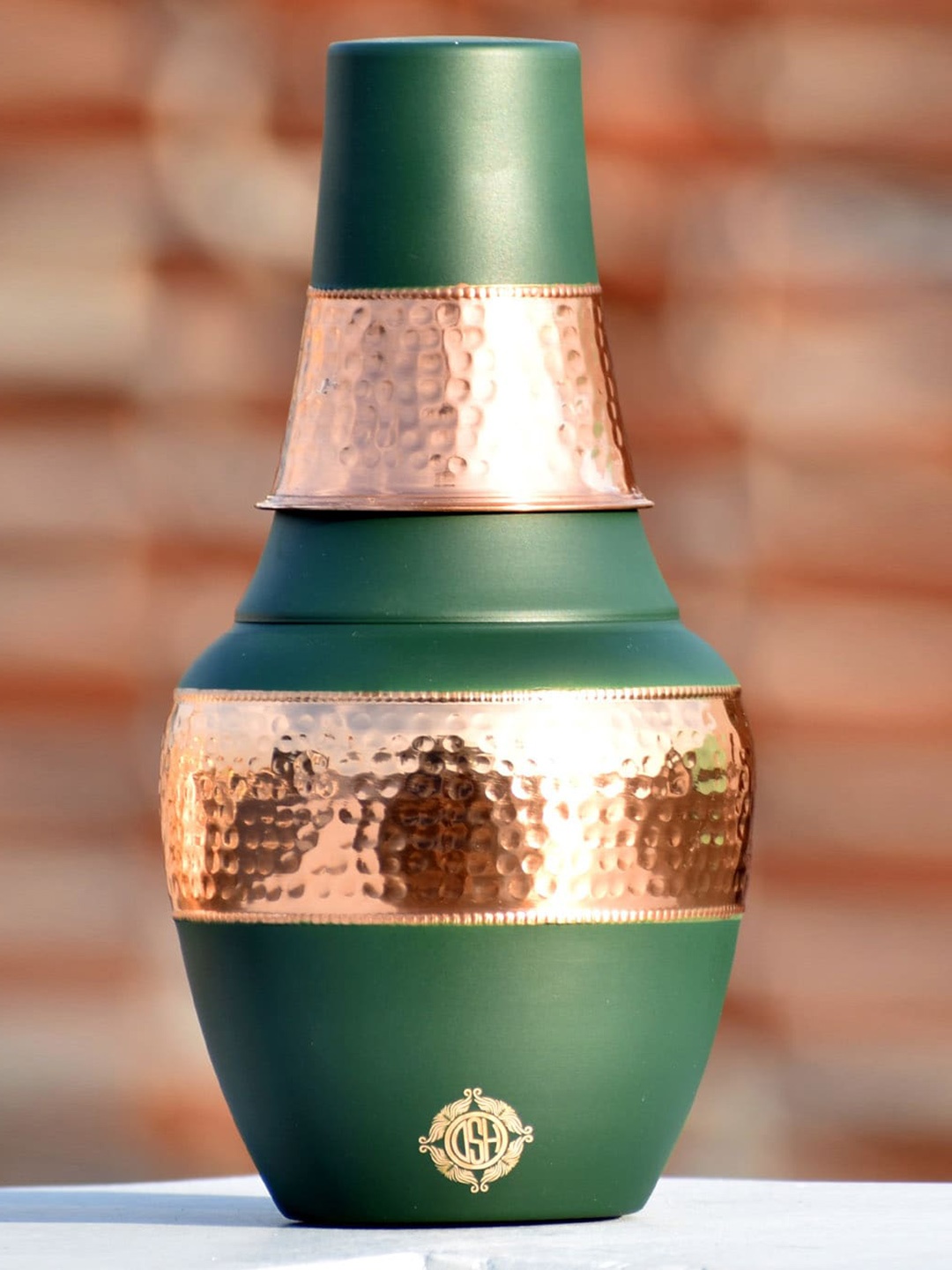 

DSH Crafting Your Curiosity Venus Green Colourblocked Water Bottle 1.6L