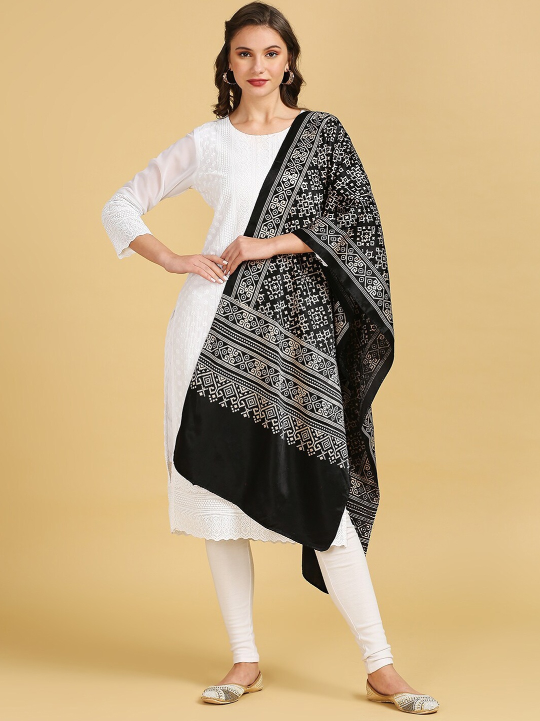 

Dupatta Bazaar Ethnic Motifs Printed Block Print Dupatta, Black