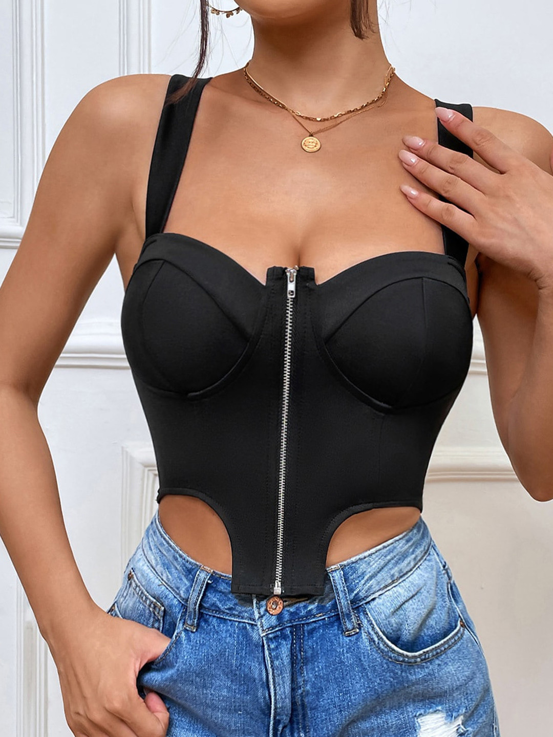 

StyleCast Black Shoulder Straps Corset Crop Top