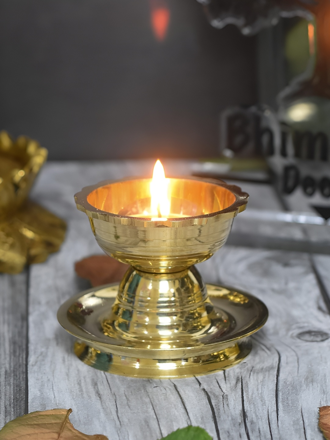 

Bhimonee Decor Gold Toned 2 Pieces Brass Udupi Nanda Bowl Long Table Diya