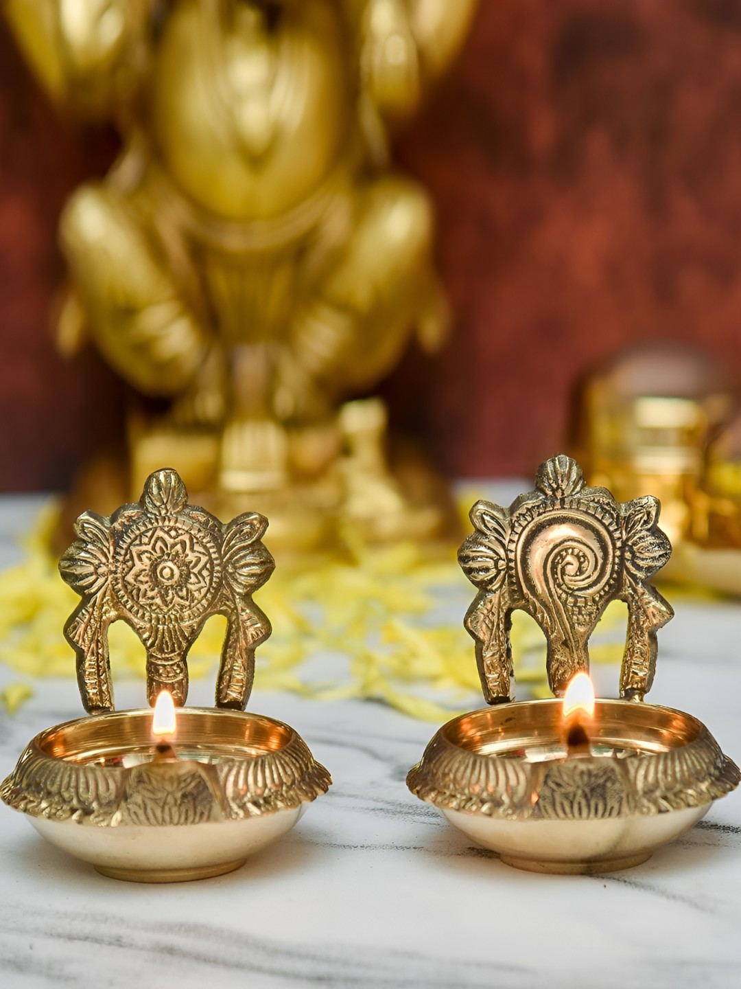 

Bhimonee Decor Aarti 2Pcs Gold Toned Shanku Chakra Diya Pooja Essentials