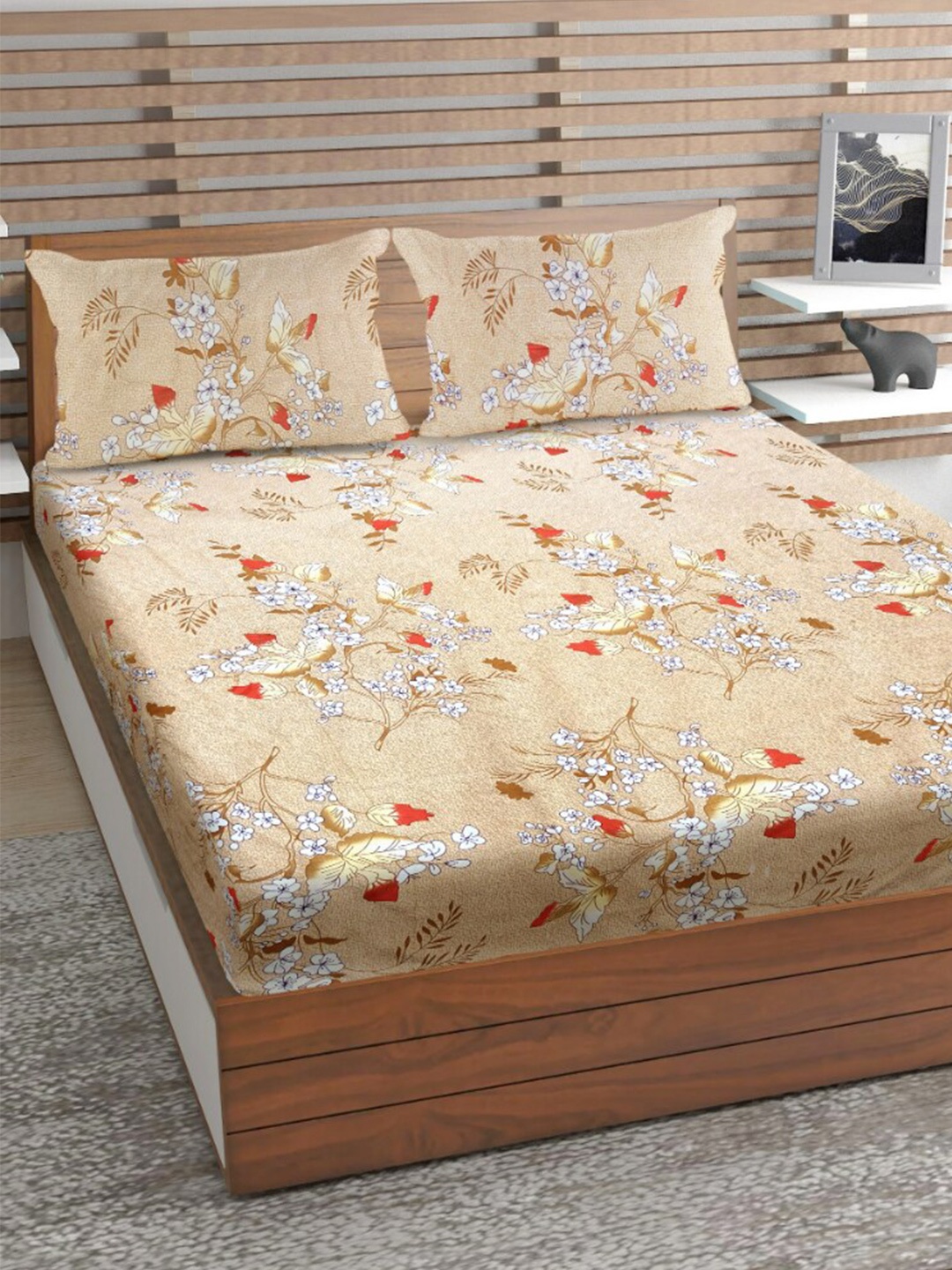 

Urban Magic Brown floral160 TC Queen Bedsheet with 2 Pillow Covers