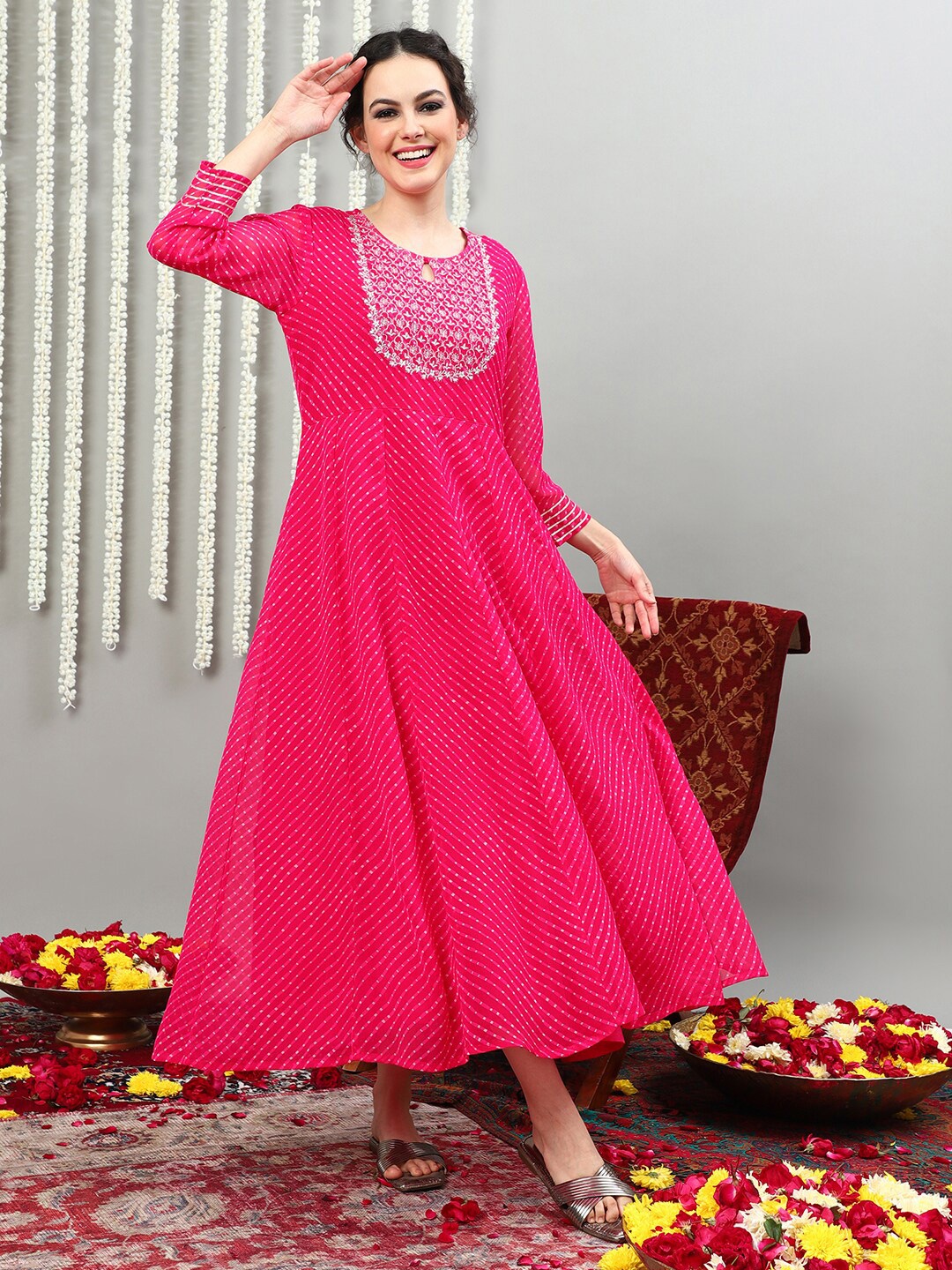 

Vastramyaa Floral Embroidered Keyhole Neck Georgette A-Line Ethnic Dress, Pink