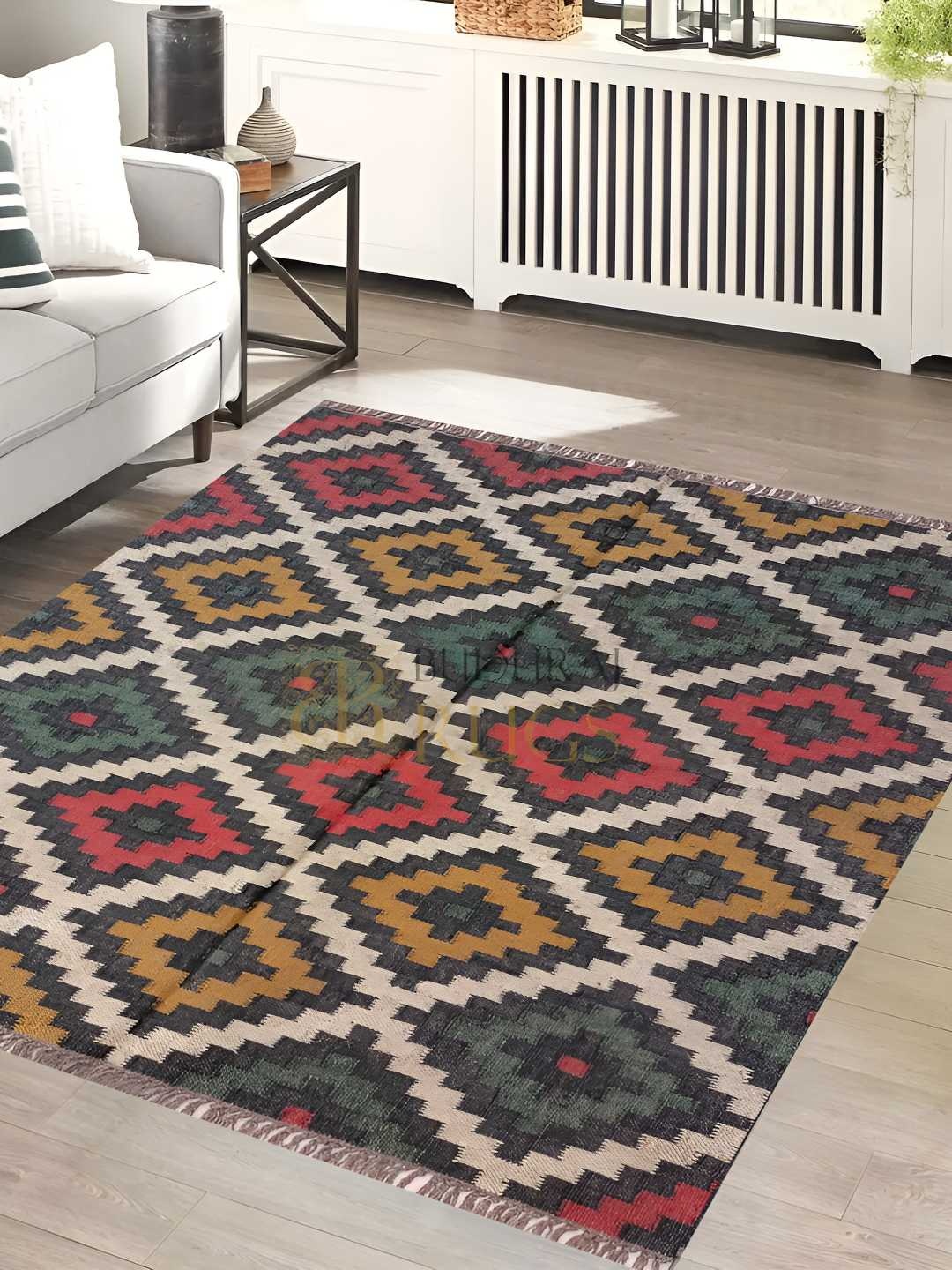 

Budhrajrugs Maroon & Green Geometric Reversible Rectangle Dhurrie