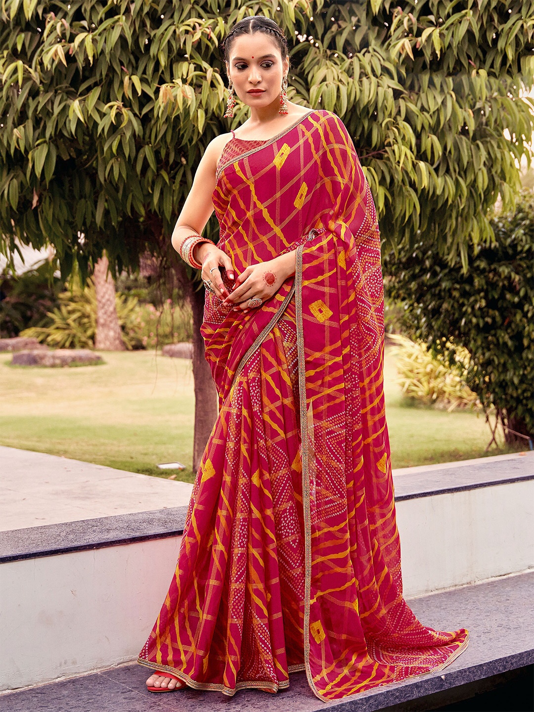 

SANSKAR Bandhani Printed Saree, Green
