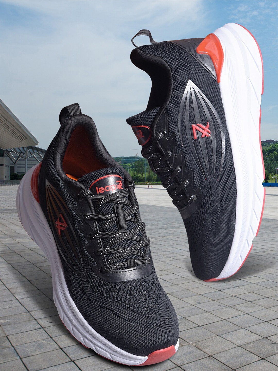 

Liberty Men Textured Lace-Up Running Shoes, Black