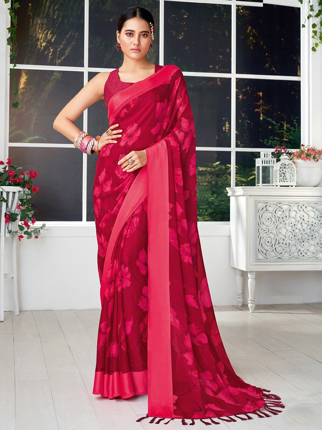 

SANSKAR Floral Printed Pure Chiffon Saree, Pink