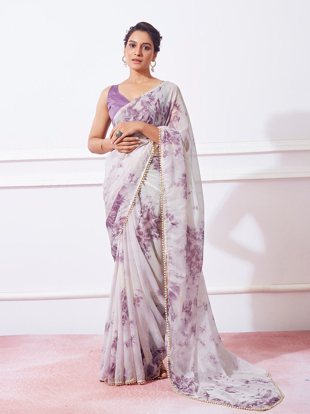 

Mitera Cream-Coloured & Lavender Tie & Dye Gotta Patti Organza Saree